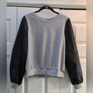 NWT Six Fifty Sweatshirt Size Small